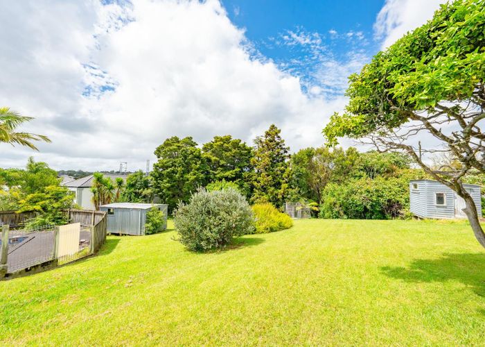  at 35 Matata Street, Blockhouse Bay, Auckland City, Auckland