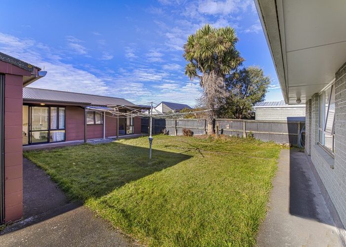  at 27 Curletts Road, Sockburn, Christchurch