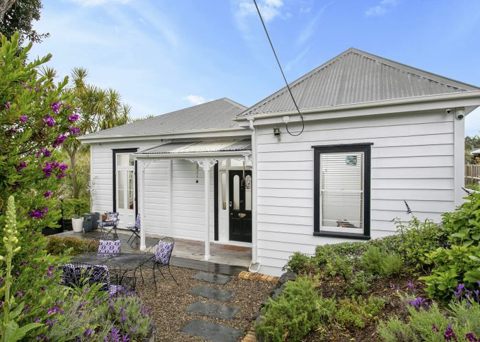  at 45 Huka Road, Birkenhead, Auckland