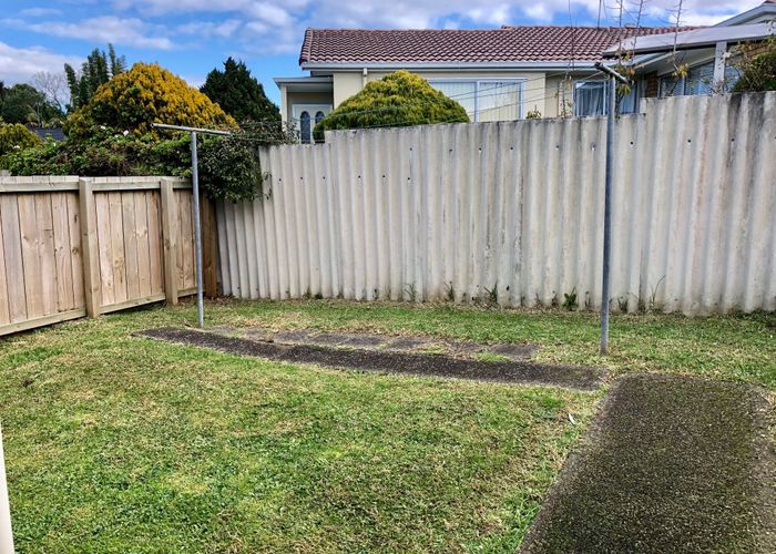  at 2/109 Sycamore Drive, Sunnynook, North Shore City, Auckland