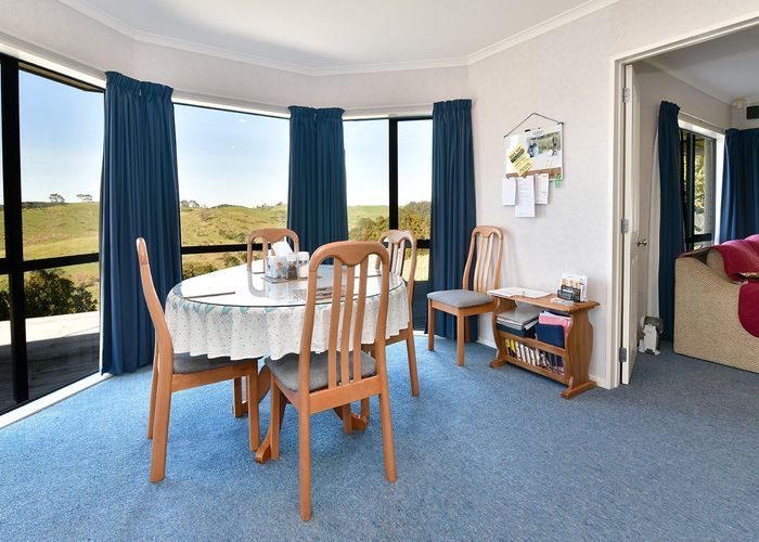  at 128 Spur Road, Stillwater, Silverdale