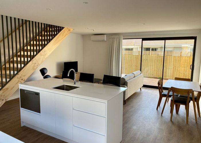  at 2/45 Division Street, Riccarton, Christchurch City, Canterbury