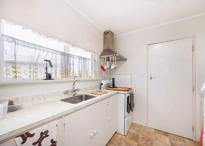  at 2 Ryder Crescent, Levin, Horowhenua, Manawatu / Whanganui