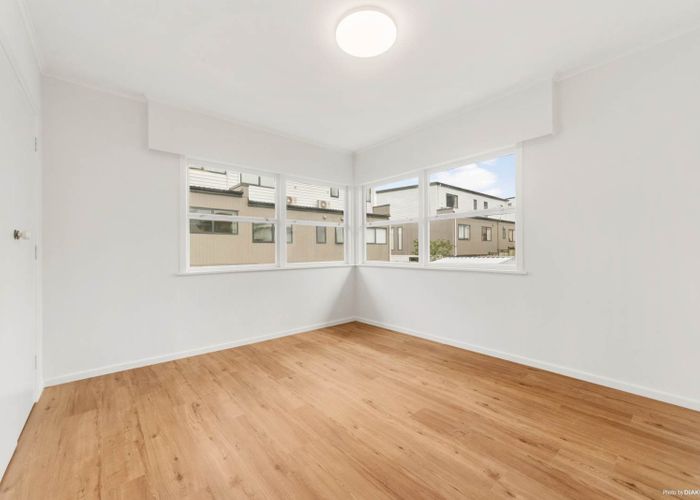  at 9 Oteha Valley Road, Albany, North Shore City, Auckland