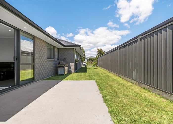  at 72 Tabraham Crescent, Pyes Pa, Tauranga, Bay Of Plenty