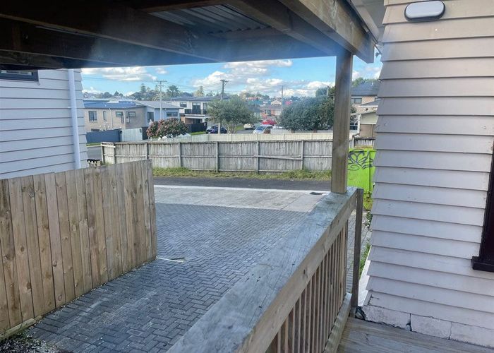  at 26 Stamford Park Road, Mount Roskill, Auckland City, Auckland