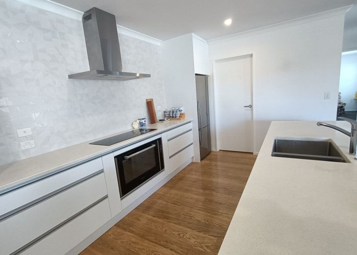  at 32 Te Whenu Crescent, Marshland, Christchurch