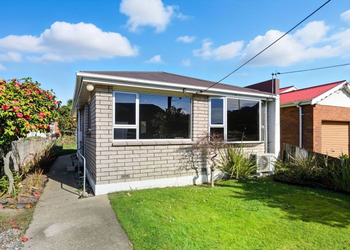  at 20 Surrey Street, Caversham, Dunedin
