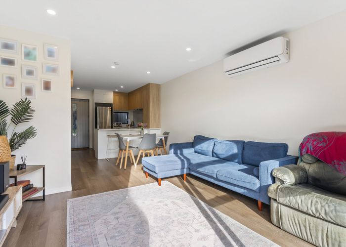  at 31 Selo Street, Glen Eden, Waitakere City, Auckland