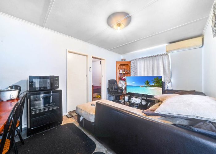  at 1/34 Plumley Crescent, Mangere, Manukau City, Auckland