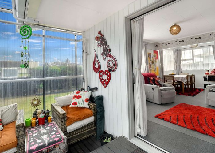  at 31 Cross Street, Castlecliff, Whanganui, Manawatu / Whanganui