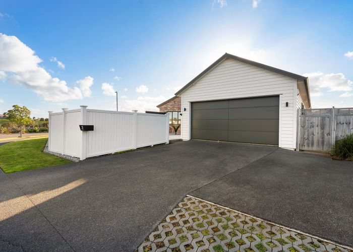  at 47 Angiangi Crescent, Beachlands, Manukau City, Auckland