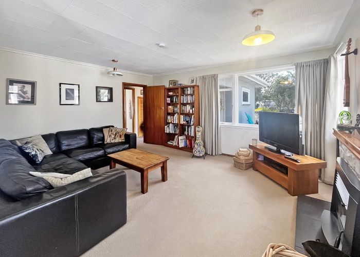 at 10 Aberdeen Avenue, Takaro, Palmerston North