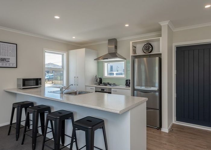  at 2/20 Glanmire Road, Newlands, Wellington, Wellington