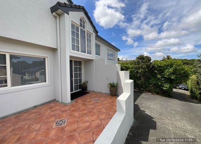  at 1/59 Ribbonwood Crescent, Goodwood Heights, Auckland