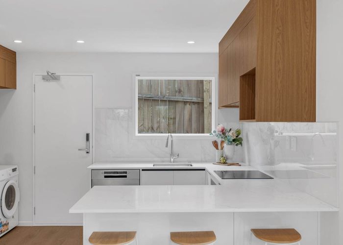  at 6/31 Sheridan Drive, New Lynn, Waitakere City, Auckland