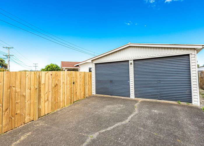  at 16 Central Avenue, Gonville, Whanganui