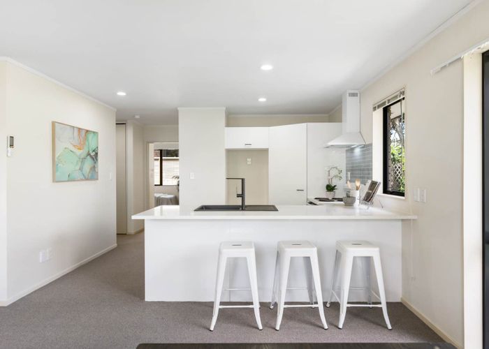  at 18 Regents Park Place, Westgate, Waitakere City, Auckland