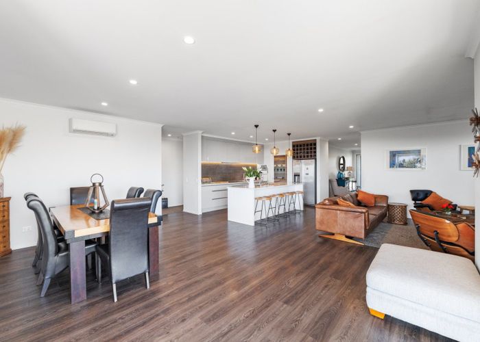  at 24 Moira Close, Welcome Bay, Tauranga