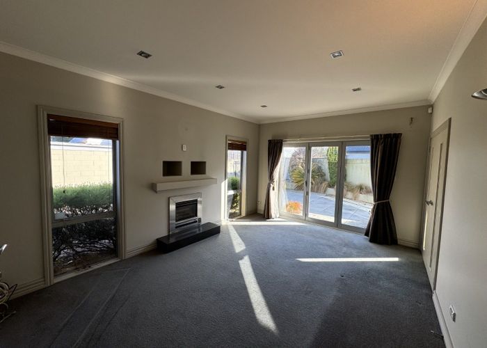  at 38 Aikmans Road, Merivale, Christchurch City, Canterbury