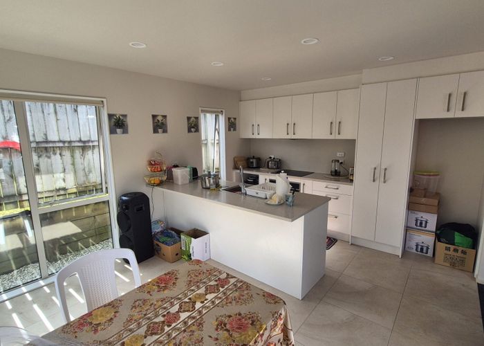  at 52B Greenhaven Avenue, Opaheke, Papakura, Auckland