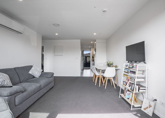  at 1/65 Pragma Rise, Huntington, Hamilton, Waikato