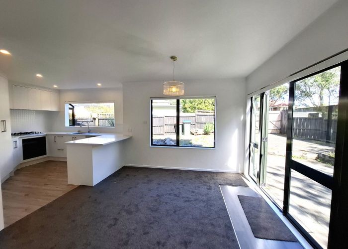  at 24A Roslyn Road, Mount Wellington, Auckland