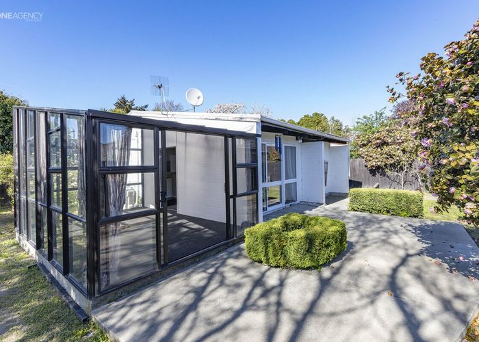  at 2/40A Bounty Street, Bryndwr, Christchurch City, Canterbury
