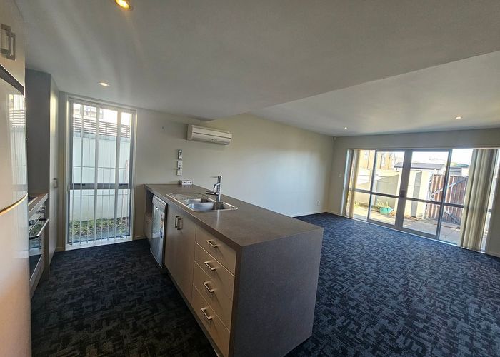  at 140J Sherborne Street, St. Albans, Christchurch City, Canterbury