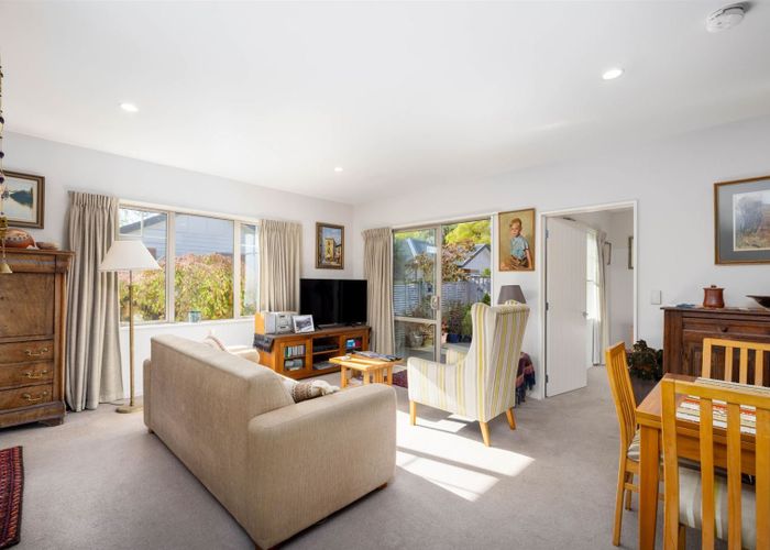  at 33E Streamside Court, Woolston, Christchurch