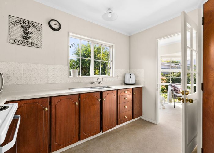  at 16 Otatara Road, Taradale, Napier, Hawke's Bay