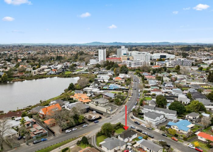  at 67 Lake Crescent, Hamilton Lake, Hamilton, Waikato