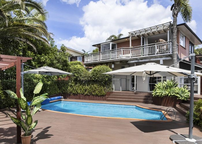 at 72 Halsey Drive, Lynfield, Auckland