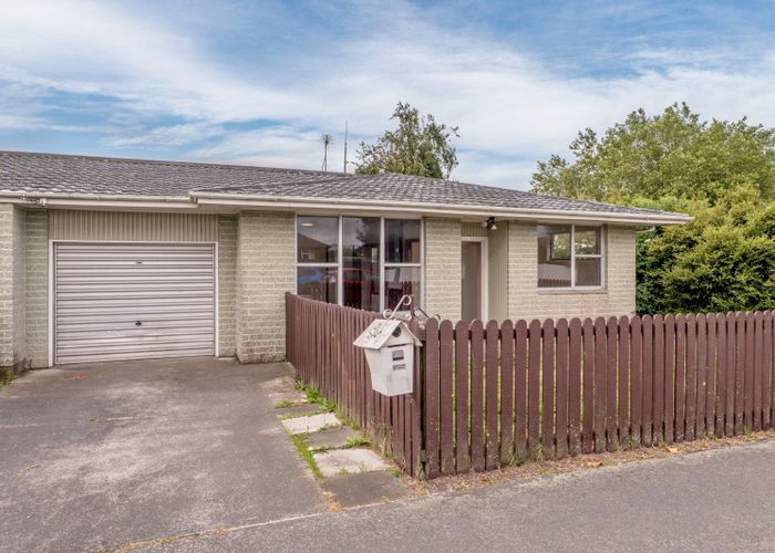  at 2/99 Briggs Road, Shirley, Christchurch City, Canterbury