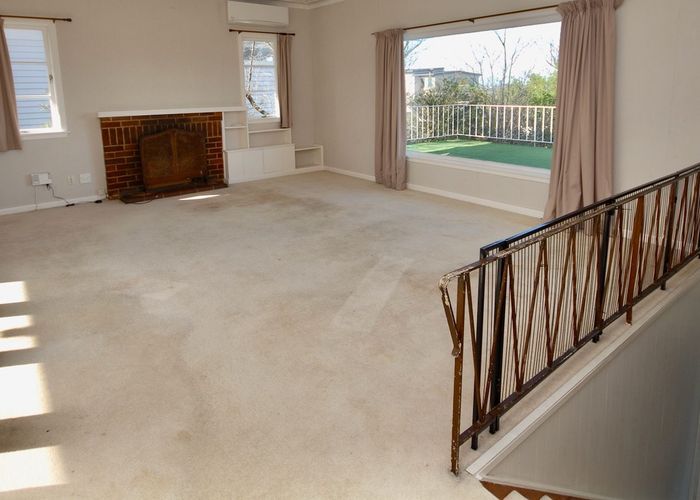  at 94 Ocean View Road, Hillcrest, North Shore City, Auckland