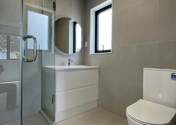  at 6C Vanbrugh Place, Bucklands Beach, Manukau City, Auckland