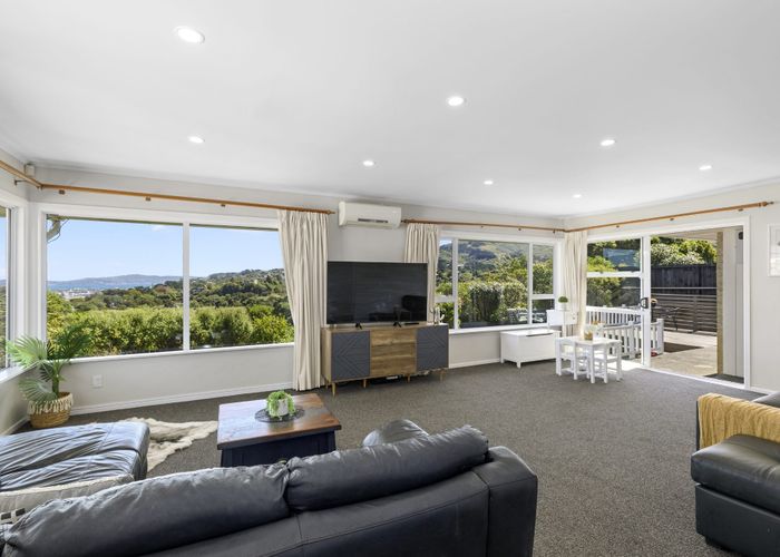  at 27 Bedford Grove, Kelson, Lower Hutt