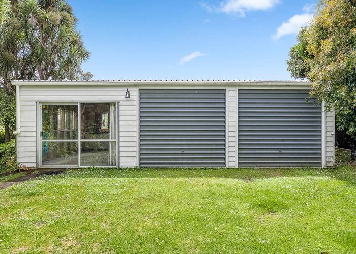  at 28 Grassmere Road, Henderson Valley, Waitakere City, Auckland