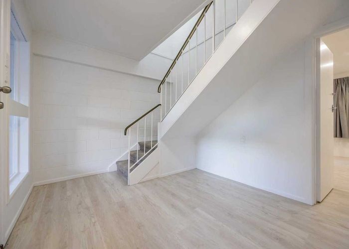  at 3/1 Rahiri Road, Mount Eden, Auckland City, Auckland