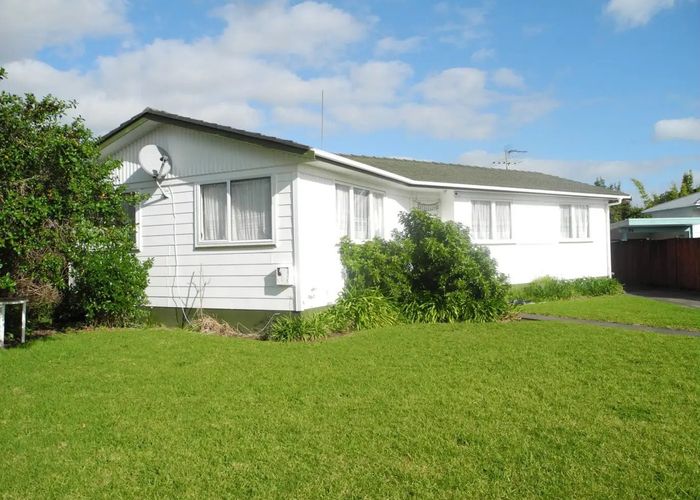  at 83 Sunderlands Road, Half Moon Bay, Manukau City, Auckland