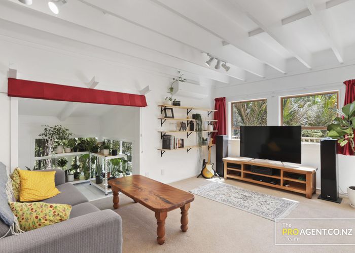  at 120 Laingholm Drive, Laingholm, Auckland