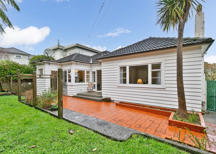  at 42 Clutha Avenue, Khandallah, Wellington, Wellington