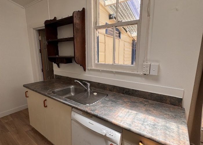  at 19 Holloway Road, Aro Valley, Wellington, Wellington