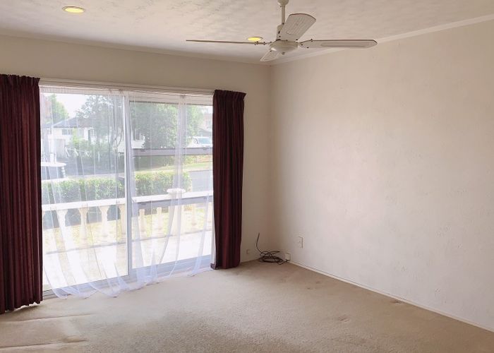  at 6 Casuarina Road, Half Moon Bay, Manukau City, Auckland