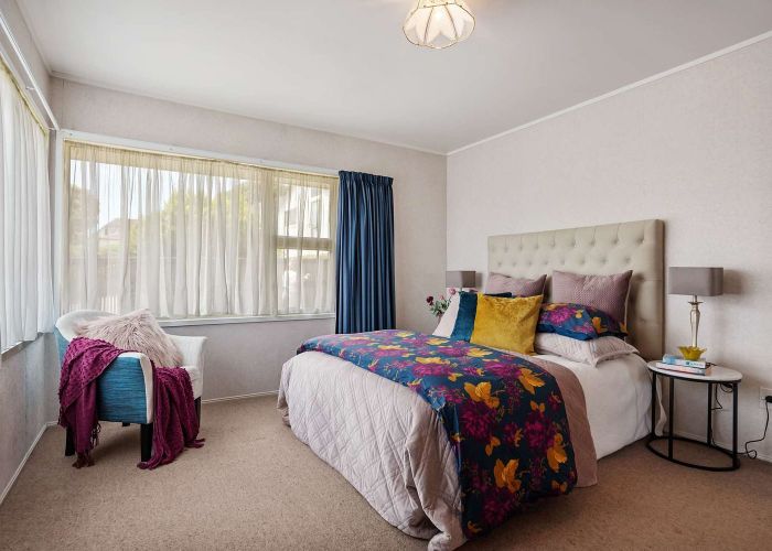  at 1/52 Galsworthy Place, Bucklands Beach, Manukau City, Auckland