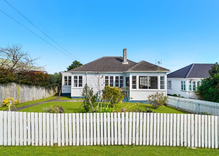  at 2 Triton Avenue, Mount Albert, Auckland City, Auckland