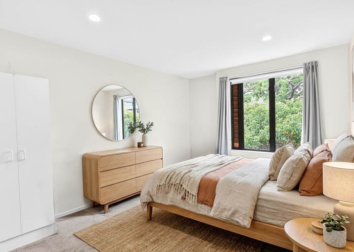  at 10/11 The Avenue, Albany, North Shore City, Auckland