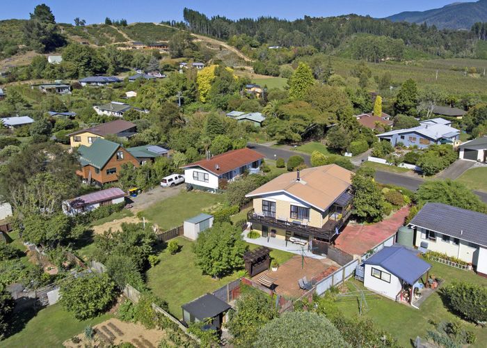  at 6 Linden Place, Brooklyn, Motueka