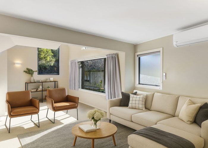  at 2/799 Beach Road, Browns Bay, North Shore City, Auckland