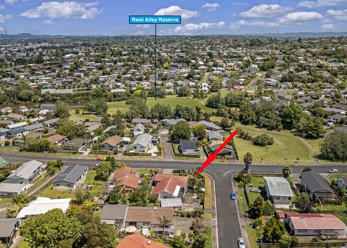  at 56 Athena Drive, Totara Vale, Auckland
